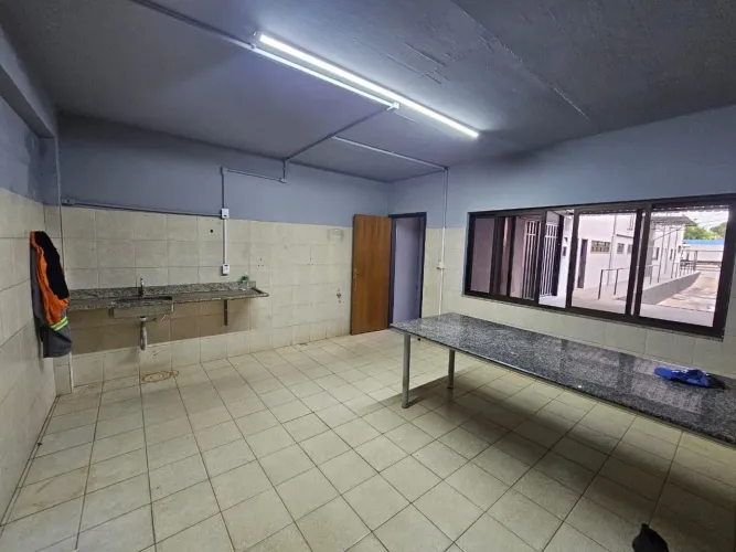Prédio Corporativo e Institucional em Alto Padrão com 2.250m²privativos no S.I.B.S. Núcl