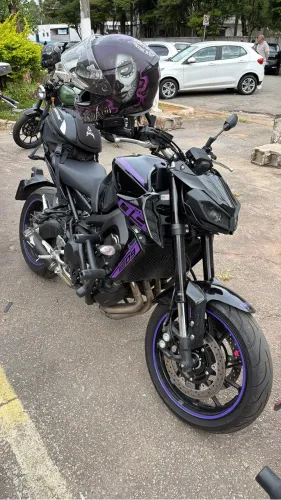 YAMAHA MT-09 - POTÊNCIA, ESTILO E ADRENALINA EM CADA CURVA!