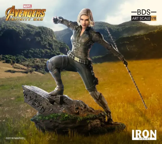 VIUVA NEGRA GUERRA INFINITA IRON STUDIOS