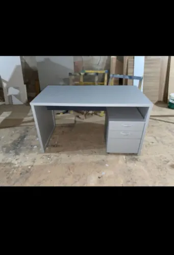 Mesa e gaveteiro mdf