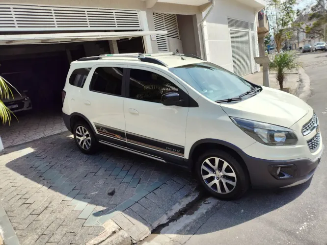 Chevrolet Spin Activ 1.8 8V Econo. Flex 5P Aut. 2016