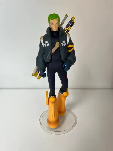 Action figure do Roronoa Zoro na versão Egghead $280