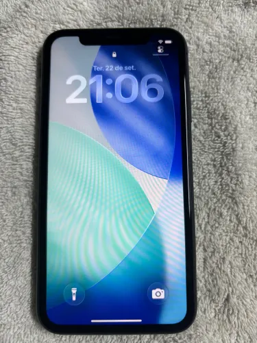iPhone 11 64GB