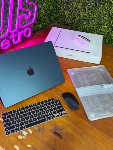 Macbook Air M2 15,3"