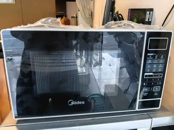 Microondas Midea 20 Litros