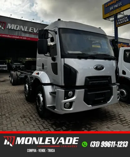 Caminhão Ford Cargo 2429L - Ano 2013 - Bitruck