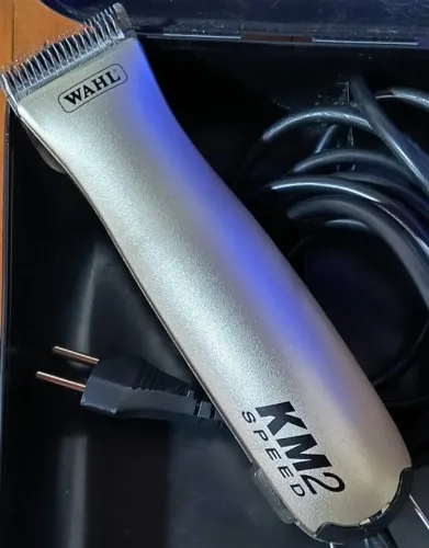 Máquina de tosa Wahl KM2 speed