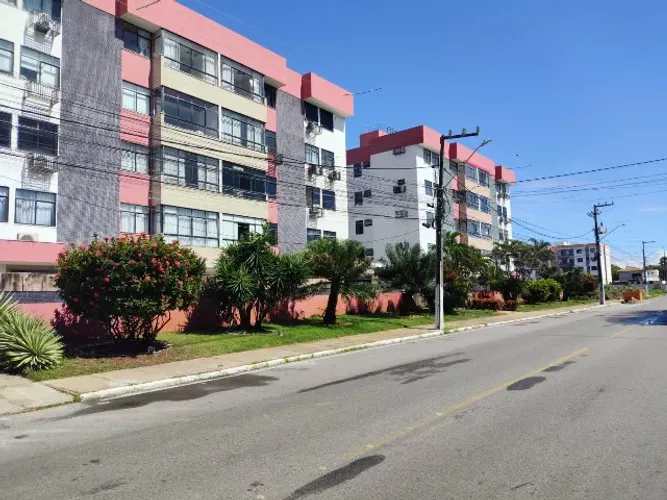 APARTAMENTO COM EXCELENTE LOCALIZAÇÃO NA ATALAIA 