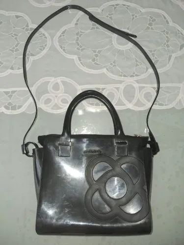 Bolsa Petite Jolie Preta