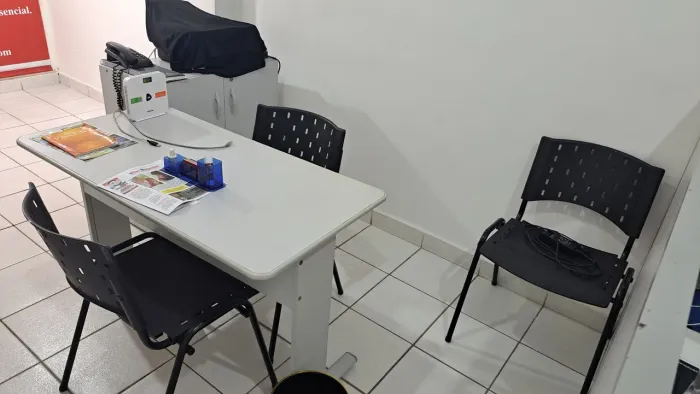 Vendo móveis usados de escritório