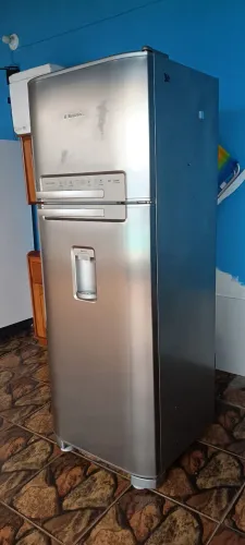 Geladeira Electrolux DW50X