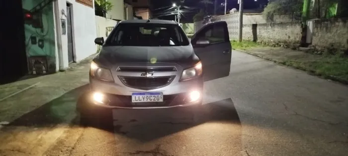 Chevrolet Onix Hatch LTZ 1.4 8V Flexpower 5P Mec. 2014