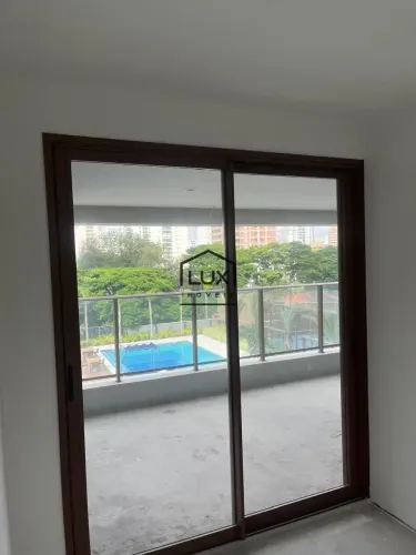 Apartamento à Venda no Campo Belo | 110 m² | 3 Dormitórios, 2 Vagas + Depósito codigo: 350