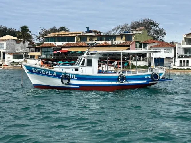 Barco estrela azul