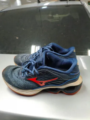 Mizuno creation 23 semi novo