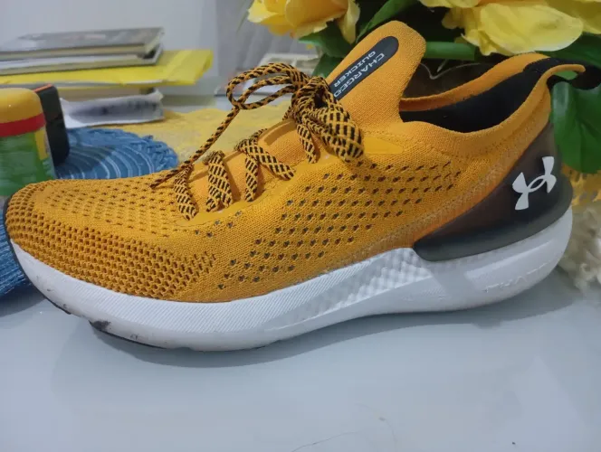 Vendo tênis under armour charges super novo
