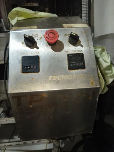 Vendo forno tecnopizza usado  2.500 R$