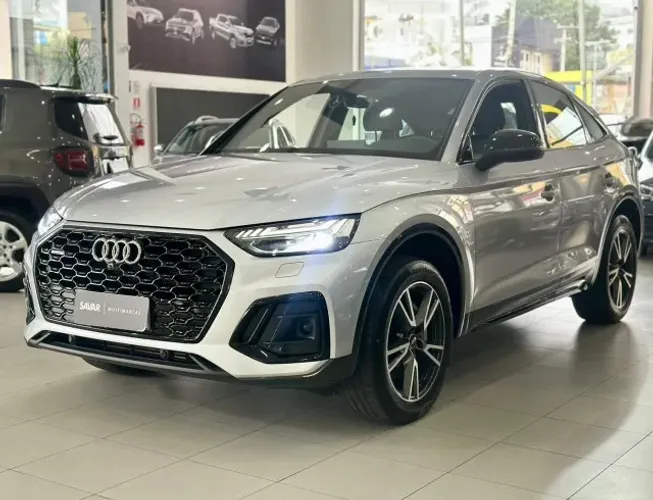 Audi Q5 SB P Black. 2.0 TFSIe S.tr. QT (hib.) 2024