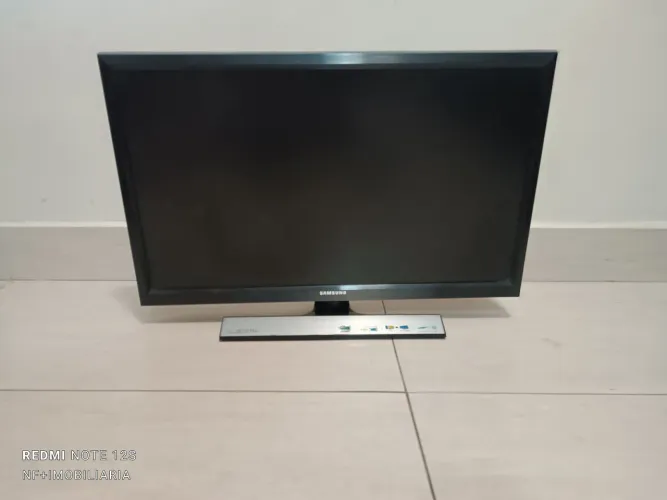 Monitor ou Tv Samsung 22" LED - Com Função Futebol e PIP