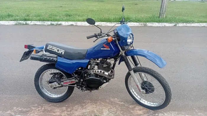 Moto Honda xL 250R