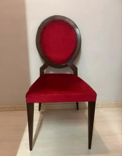 Cadeira estofada