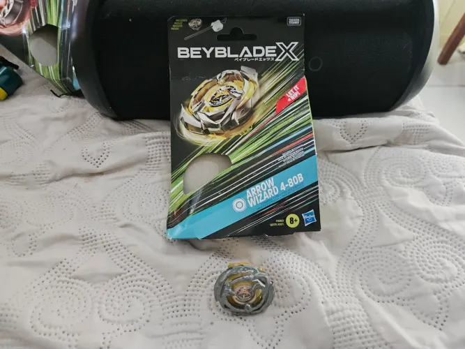 Beyblade x Wizard arrow 4-80B