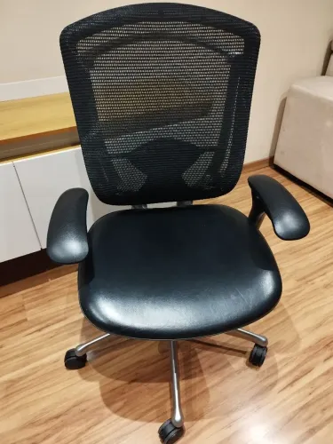 Cadeira Ergonômica Premium OKAMURA CONTESSA