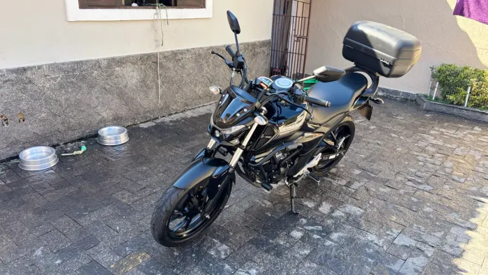 Vendo Yamaha Fazer FZ15 2024/2024