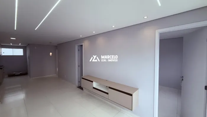Alugo apartamento novo (1º locação) no 1º andar com 3/4 sendo 01 suíte e planeja