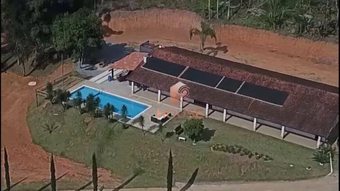 Sítio com 4 dormitórios à venda, 30000 m² por R$ 2.500.000,00 - Canjicas - Arujá/SP