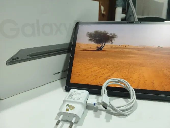 Tablet Samsung Galaxy Tab S9 FE 128GB (Na Caixa) + S Pen + Teclado e Mouse