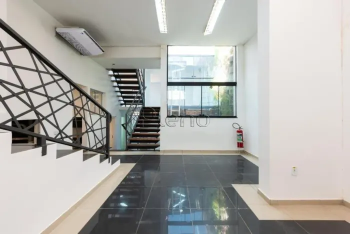 Salão à venda em Campinas, Cambuí, com 360 m²