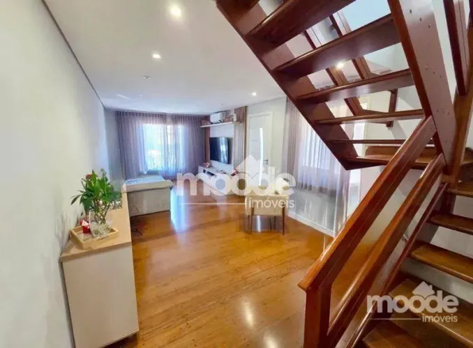 Casa em condomínio com 3 Quartos à venda, 146 m² por R$ 1.300.000 - Jardim Rosa Maria - Sã