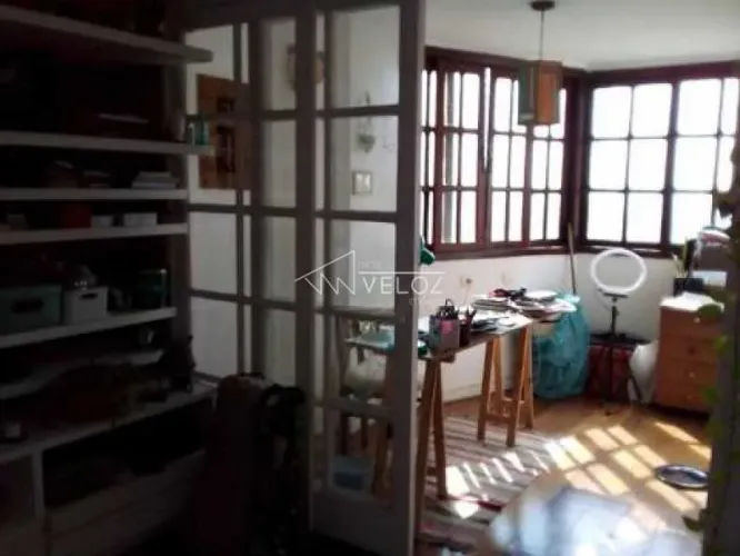 Apartamento : / Residencial / Santa Teresa