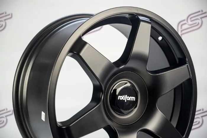 Rodas Rotiform Six Preto 5x100 / 5x112 - 19x8,5 aro 19 tala 8,5