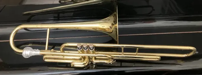Trombone Sib Curto