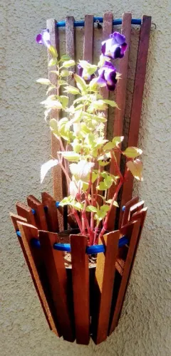 SUPORTE SUSPENSO PARA PLANTAS ( CACHEPÔS)