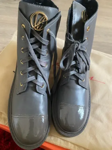 BOTA LUIZA BARCELOS