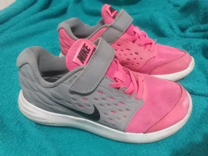 Tenis Nike