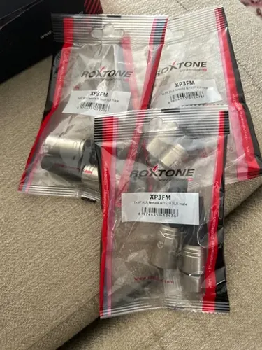 Kit Plug Roxtone Xlr Linha Macho + Femea Xp3fm 