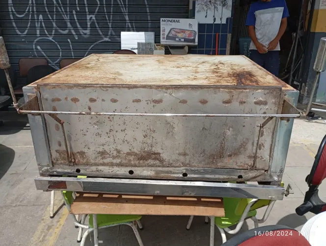 Forno Industrial massas e bolos.
