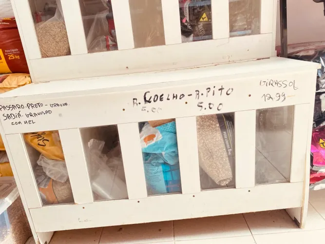 Dispenser de ração