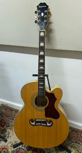 Epiphone EJ-200SCE - OPORTUNIDADE ÚNICA