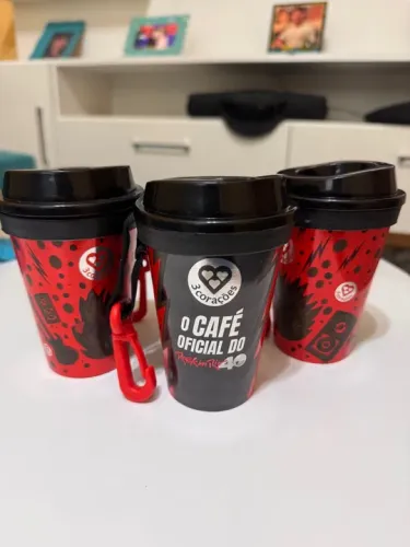 Copo de café Rock in Rio 40 anos