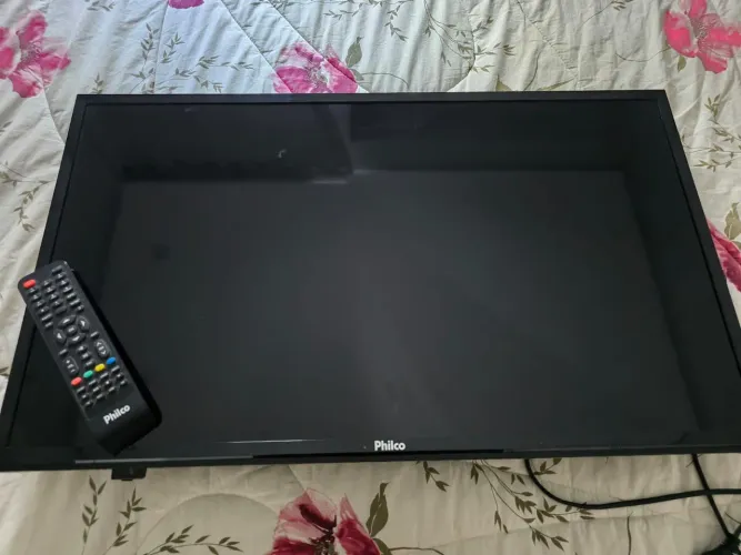TV Philco LED 32 PERFEITO ESTADO