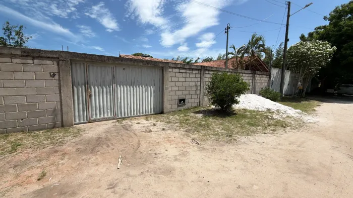 Casa a venda Perto do Supermercado Da Praça  em Prado BA 