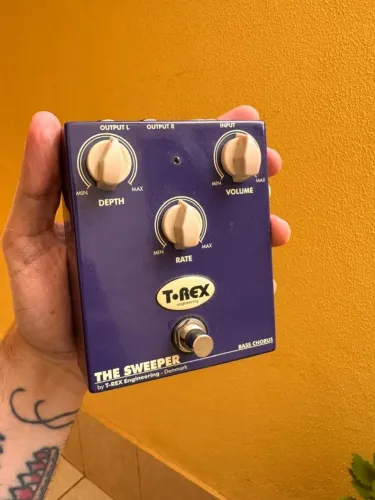Pedal De Efeito Para Baixo T-rex The Sweeper Bass Chorus (Usado)