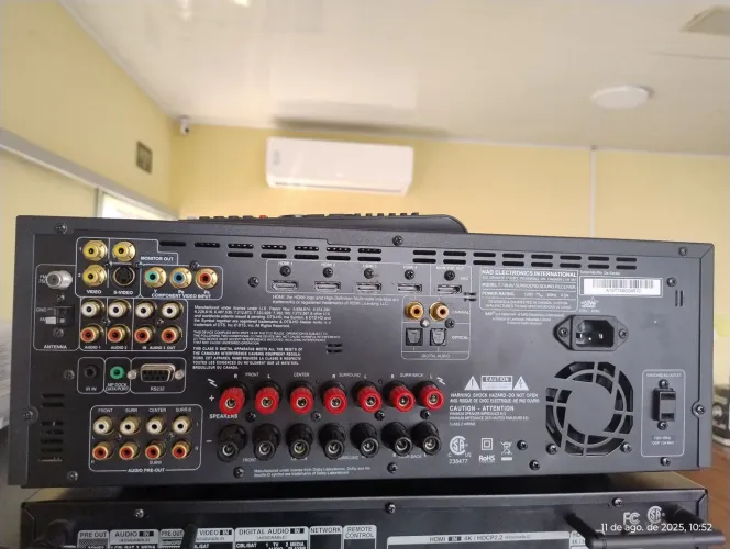 Receiver NAD T 748 AV Surround Sound