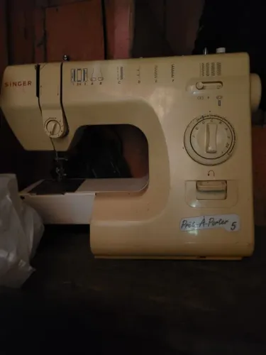 Máquina de Costura Singer Prit-A-Porter 5