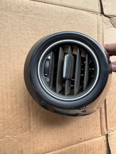 difusor ar/painel lado esquerdo fiat grand siena original2012/2018
